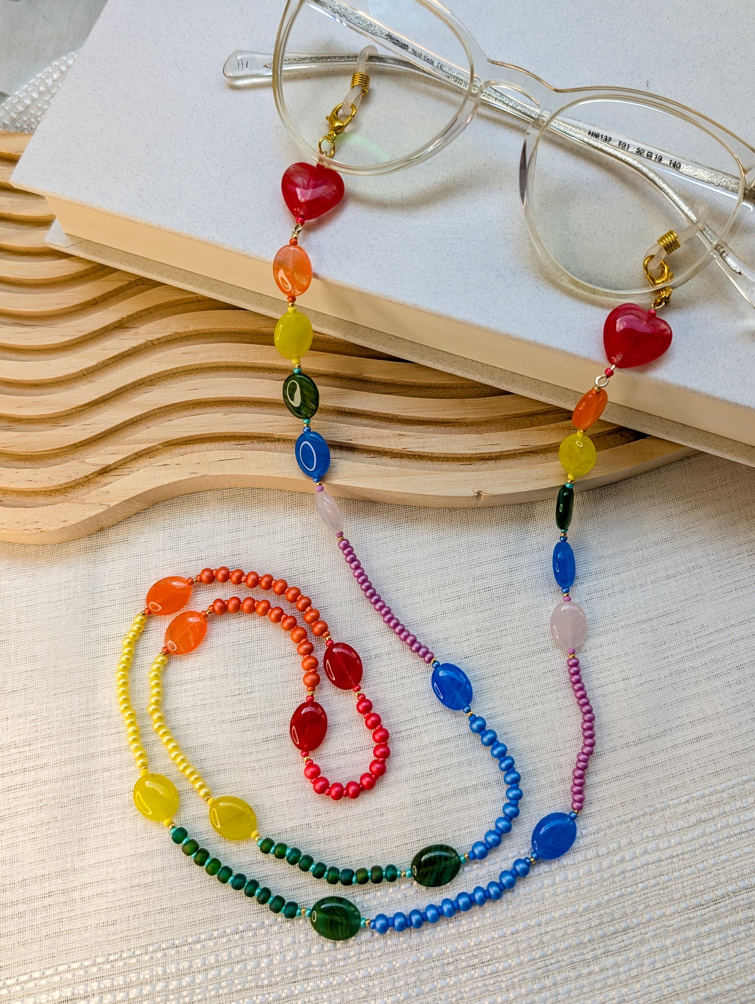 Eyewear Chain with Heart-shaped Beads